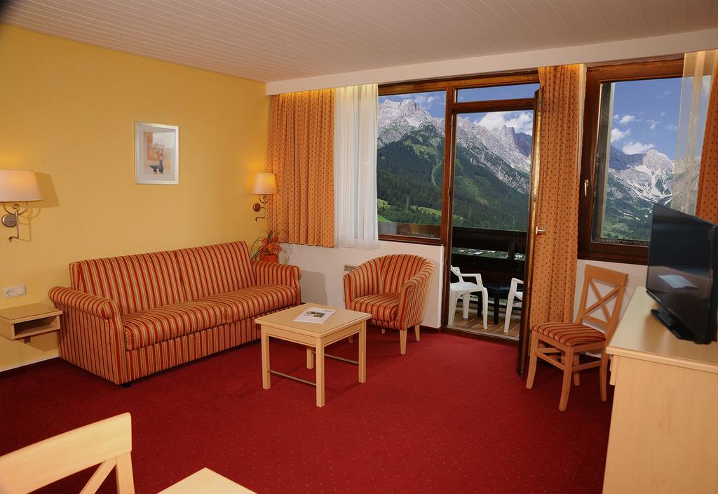All Inclusive - Marco Polo Alpina Familien- & Sporthotel Maria Alm am Steinernen Meer Buitenkant foto